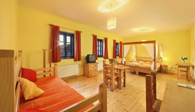 Hotel garni Myší Díra Český Krumlov - Třílůžkový až Čtyřlůžkový